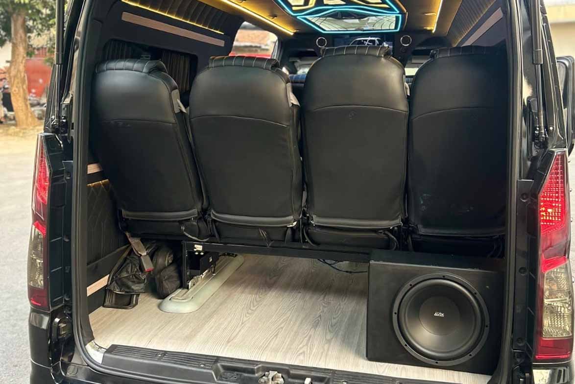 Sewa Hiace Luxury Margonda