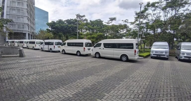 Sewa Hiace Bandara Soekarno-Hatta