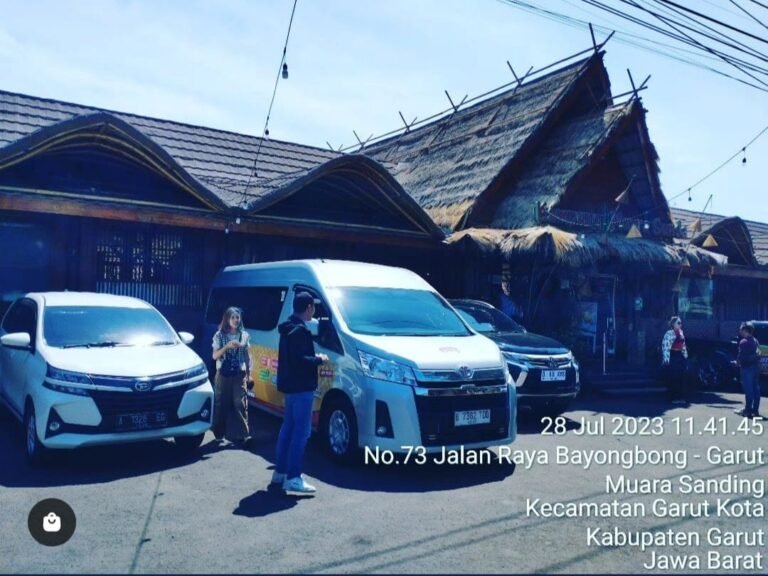 Sewa Hiace Jakarta Garut