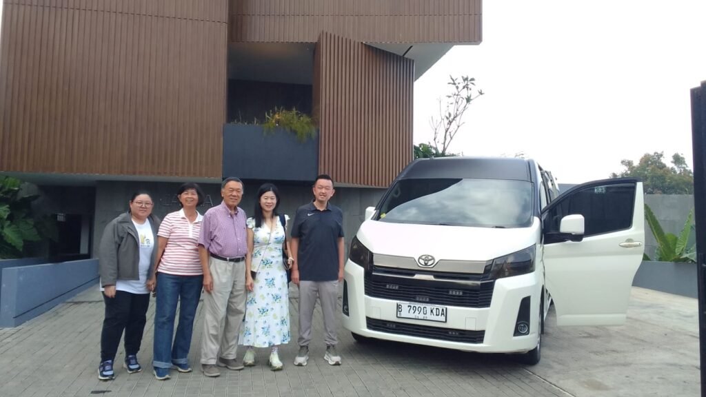 Sewa Hiace Jakarta Dieng