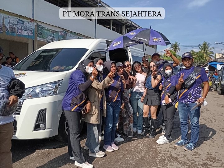 Sewa Hiace Jatinegara Kaum